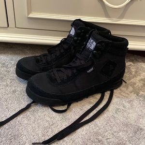 Back to Berkeley II, waterproof. Worn 3 times, too big for me.Like new.